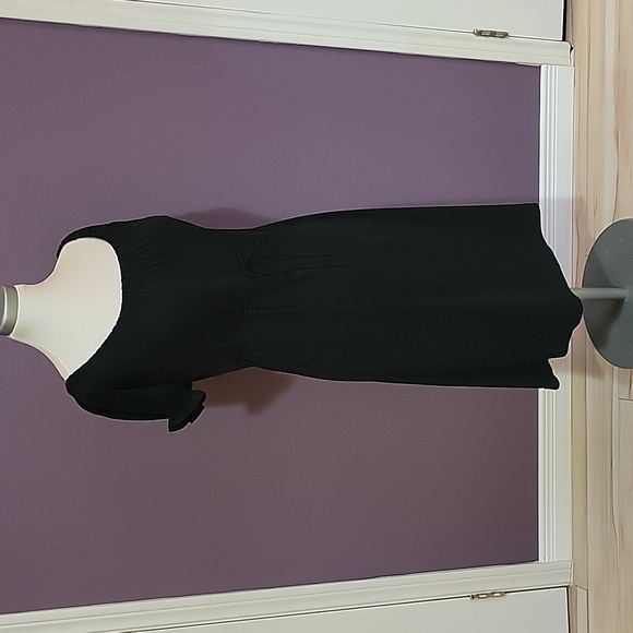 Maternity Dress - Picture 4 of 5